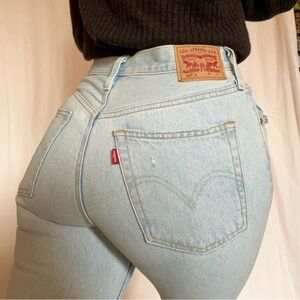Levi's 501 high-waisted mom jeans, Levi’s jeans, 90’s vintage style jeans